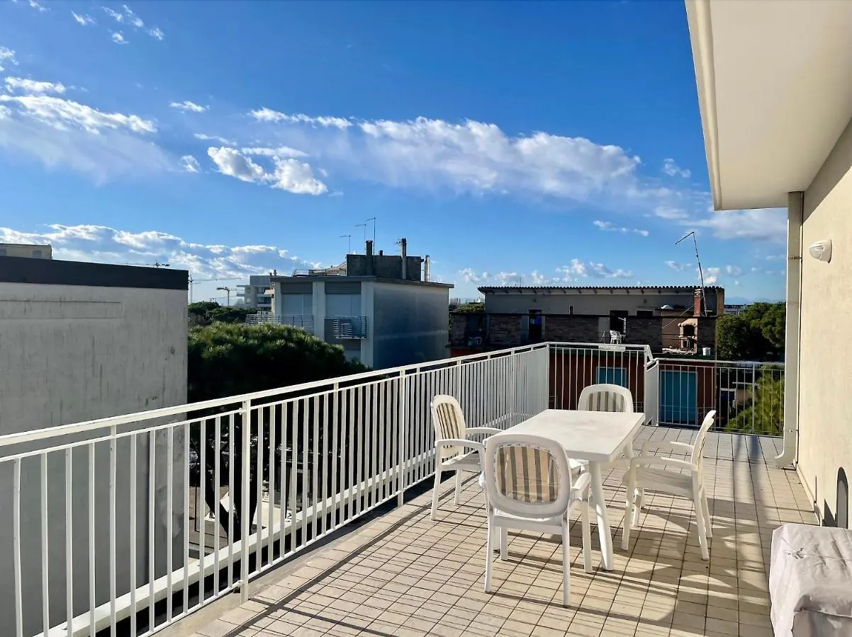 Palazzo Masotto - Carraro Immobiliare Jesolo - Family Apartments Italy